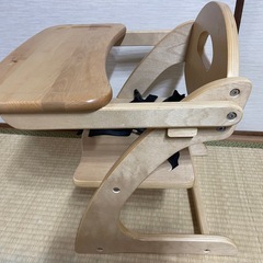 木製ローチェアの画像