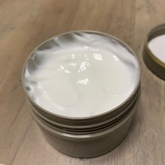 保湿クリームの画像
