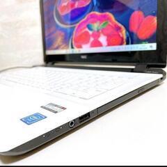 【おしゃれなデザイン★】4月分④　NEC ノートパソコン 大容量メモリ搭載 スムーズ動作 Webカメラ付き 仕事•オンライン会議に最適の画像