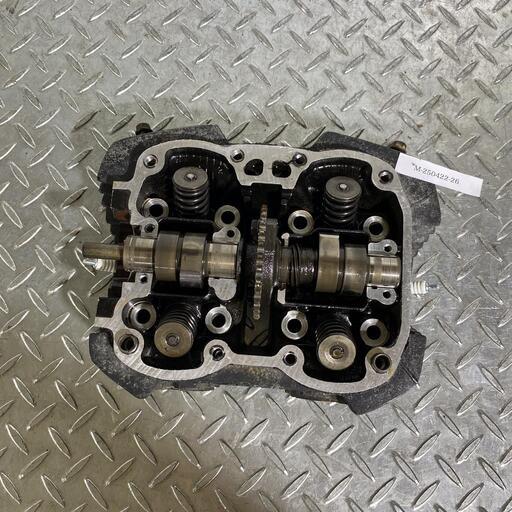 KAWASAKI Z250FT シリンダーヘッド ASSY カワサキ [M-250422-26
