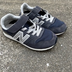 NBキッズ　スニーカー