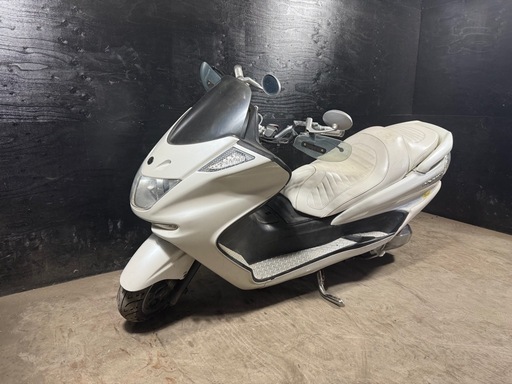 ★支払総額4.8万円★定休日なし！いつでも現車確認可能です！！ ヤマハ マジェスティ250C 白 SG03J LEDテール！ LEDウィンカー！ 社外マフラー！ 社外ハンドル！ ナックルガード！