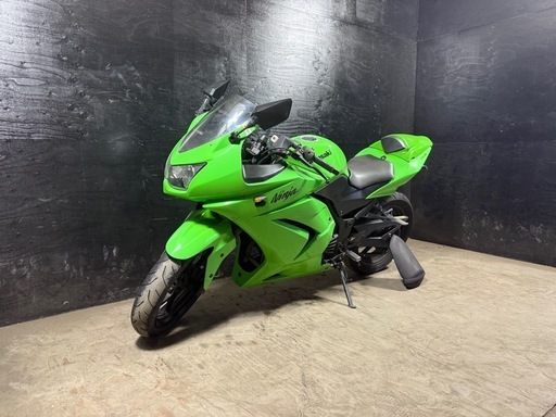 ★支払総額11.8万円★買取強化中！まずは無料査定から！ カワサキ ニンジャ250R ミドリ 外観良好！ 機関良好！社外マフラー！ シングルシート仕様！ 純正タンデムシート付き！！