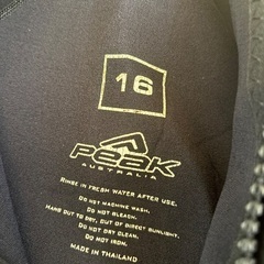 ウェットスーツ3枚の画像