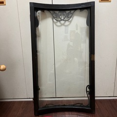 ヨーロピアンアンティーク家具ガラス扉の画像