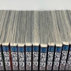 今話題の鬼滅の刃(漫画)全巻セットの画像