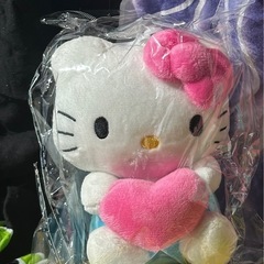 【新品】ハローキティ ぬいぐるみ