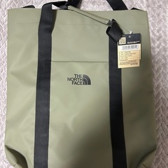 the north face 新品タグ付きのバッグ