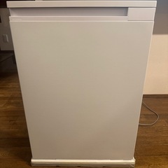 アイリスオーヤマ　冷凍庫　スリム　66L 訳あり中古