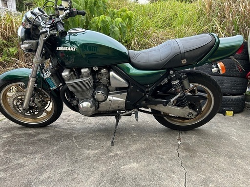 ゼファー1100
