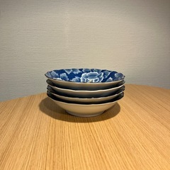 お皿　4個セットの画像