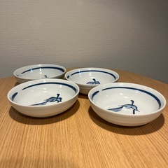 小皿4枚セット…プラス2枚おまけの画像