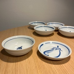 小皿4枚セット…プラス2枚おまけの画像