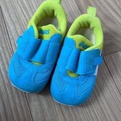 子供靴　13.0cm【asics】