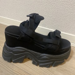 厚底サンダル　　の画像