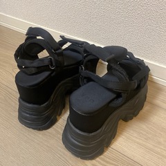 厚底サンダル　　の画像