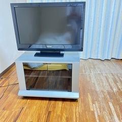 テレビとテレビ台