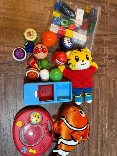 0〜1歳用おもちゃ (ponyo) 名古屋大学のおもちゃの中古あげます