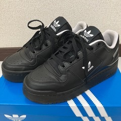 【未使用に近い】adidas フォーラム ボールド J ブラック...