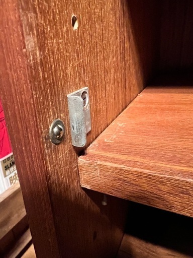 アンティーク無垢材　北欧家具扉付きシェルフmade in Denmark アンティーク無垢材 北欧家具シェルフ扉付きmade in Denmark