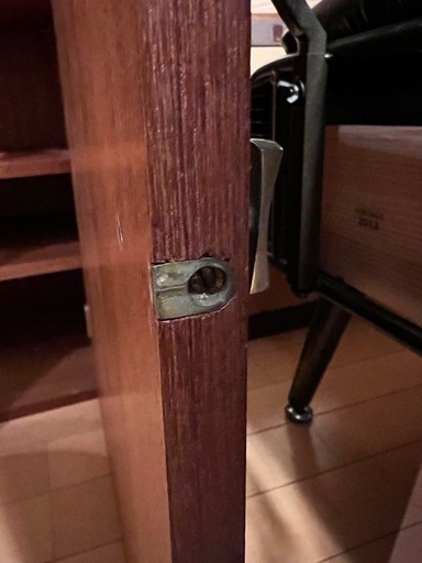 アンティーク無垢材　北欧家具扉付きシェルフmade in Denmark アンティーク無垢材 北欧家具シェルフ扉付きmade in Denmark