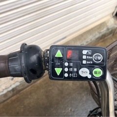 641   ブリヂストン新機種電動アシスト自転車アシスタ26インチブラウンアルミボディーの画像