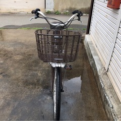 641   ブリヂストン新機種電動アシスト自転車アシスタ26インチブラウンアルミボディーの画像