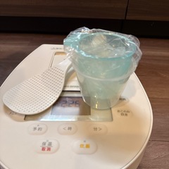 アイリスオーヤマ　3合炊飯器　炊き分け機能付き‼️低温調理可能✨生活感ないです✨ホワイト　の画像