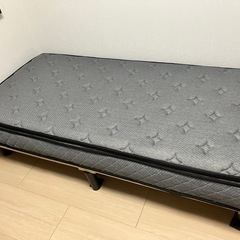 シングルベッド