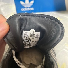 adidas originalsの画像