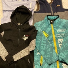 19から20センチ子供シューズ+120から130センチ子供服の画像