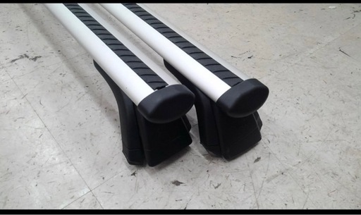 アウディ a4アバントルーフキャリア