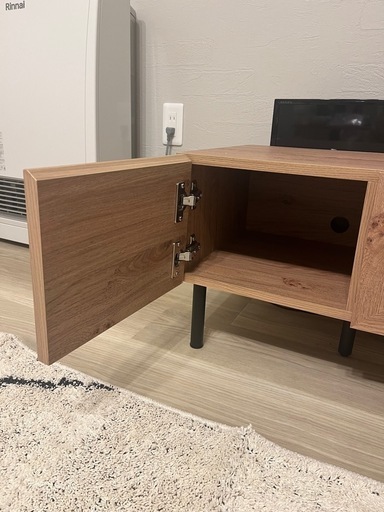 【急募】LOWYA [幅80] 木製テレビボード ラタン調 コード穴 脚付き　北欧