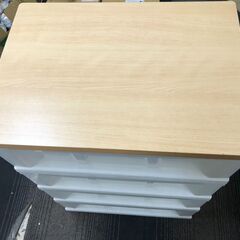 【無料】4段の引き出し収納ケース お譲りします！ 早めに引き取り可能な方歓迎！の画像