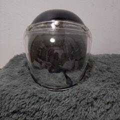 ヘルメットの画像