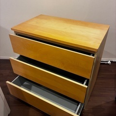 【0円】IKEA MALM  マルム　ミドルチェストの画像