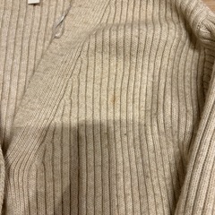 白ニットカーディガンの画像