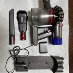Dyson V7コードレスクリーナー　動作品