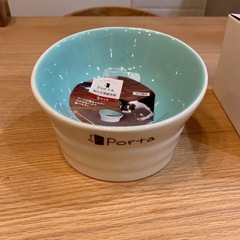 Porta 足付き陶器食器　ペット用食器　エサ入れ　Sサイズ　新品未使用の画像