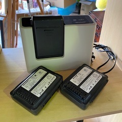 🍀シャープ／リチウムイオン電池3点と充電器セットの画像