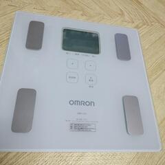 OMRON　オムロン　体重計　体脂肪計　HBF-214