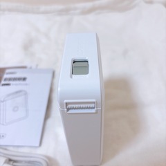 【新品】　ラベルライター ラベルメーカー テプラ ホワイト コンパクト　Bluetooth対応 多機能 ラベルプリンター USB充電式の画像