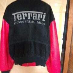 レザージャケットの画像