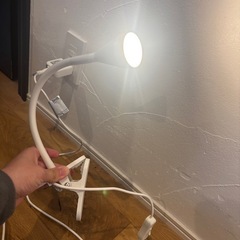 IKEA ライト　コンセント式の画像