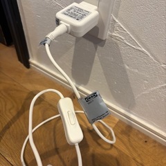 IKEA ライト　コンセント式の画像