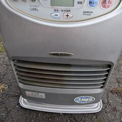 【受渡し予定者決まりました】石油ストーブ2006年式