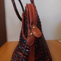 ハンドバッグの画像