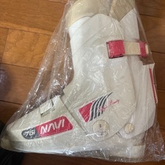 FISCHER スキー板、靴の画像