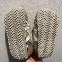 アシックスキッズシューズの画像
