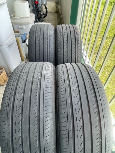 中古夏タイヤ225/45R18